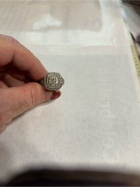 Sparkling Double Halo Diamond Ring - Silver Tone